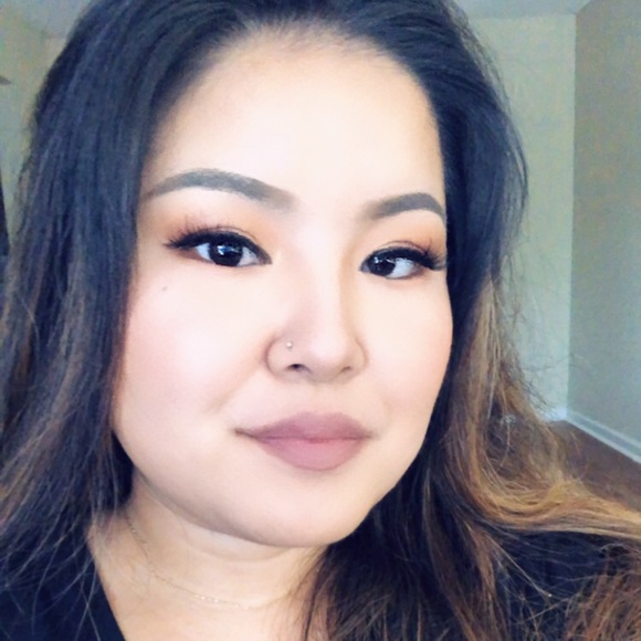 Meet your Posher, Hanae - Picture 1 of 1